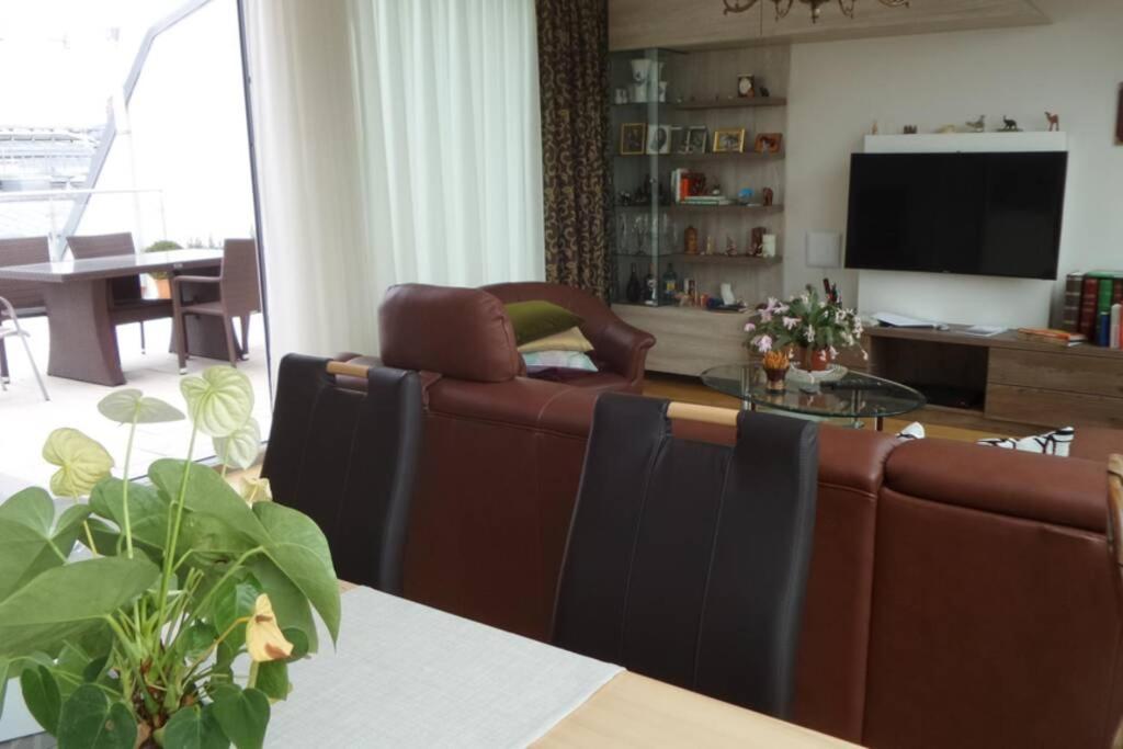 Apartament Grosses Penthouse #12 Mit Terrasse Und Aussicht Wiedeń Zewnętrze zdjęcie